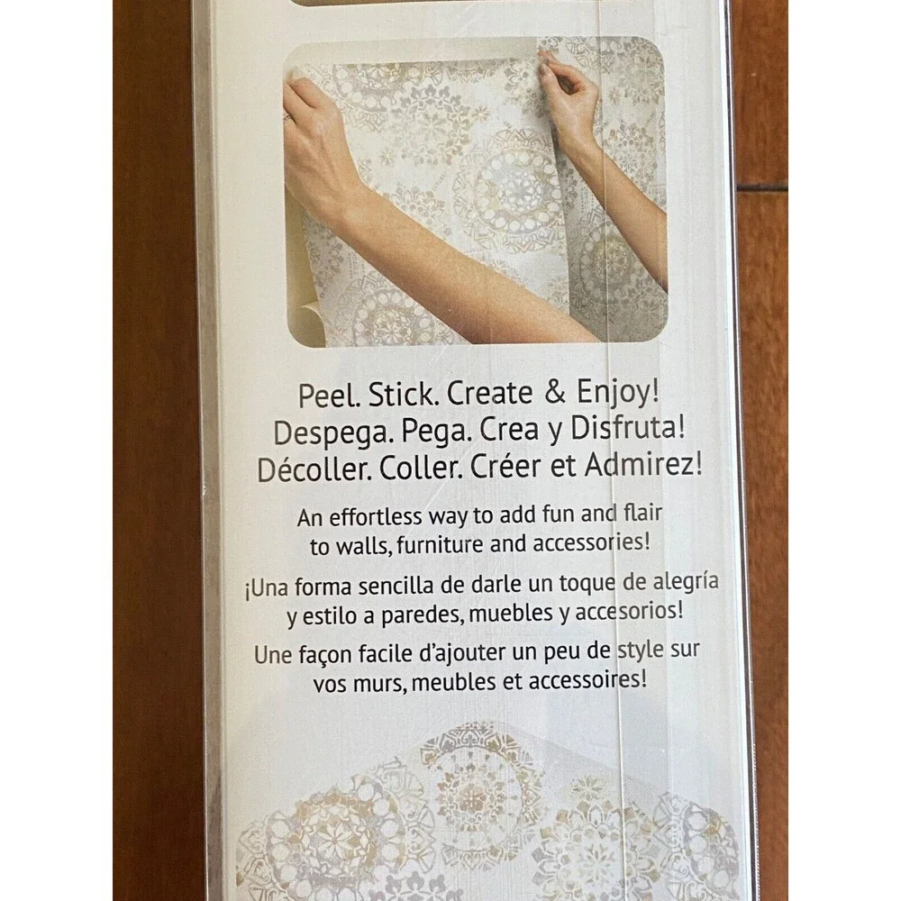 RoomMates Peel & Stick Wallpaper Roll Bohemian Floral Medallion Gray Beige Boho
